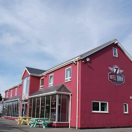 7Hotel Diner Halstead  Екстериор снимка