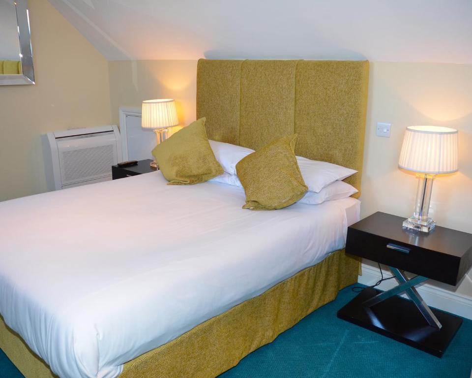 7Hotel Diner Halstead  Екстериор снимка
