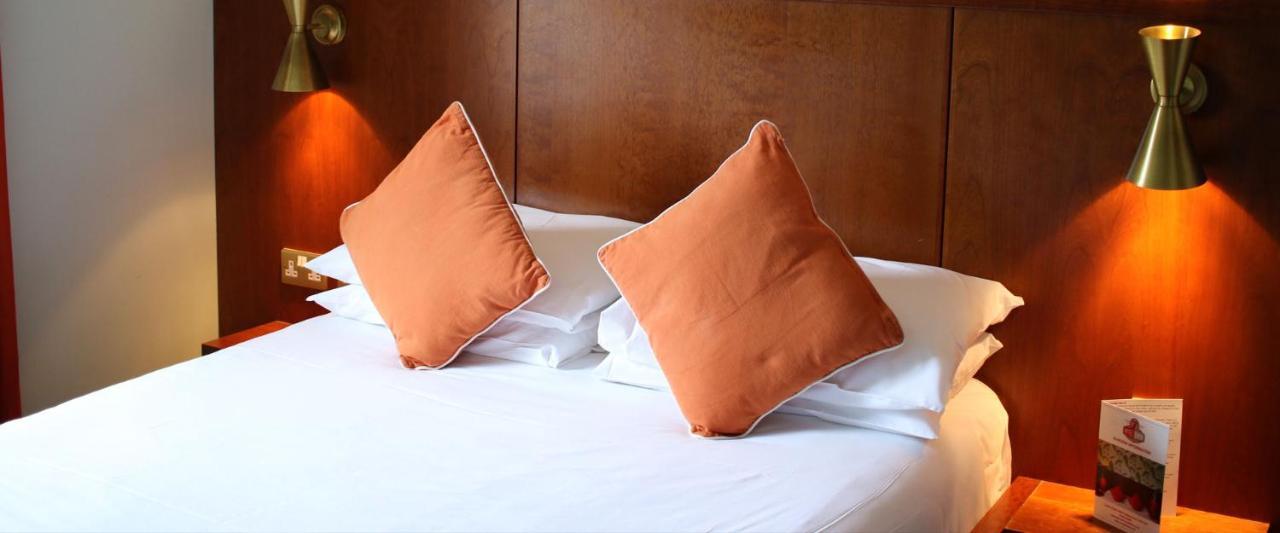7Hotel Diner Halstead  Екстериор снимка