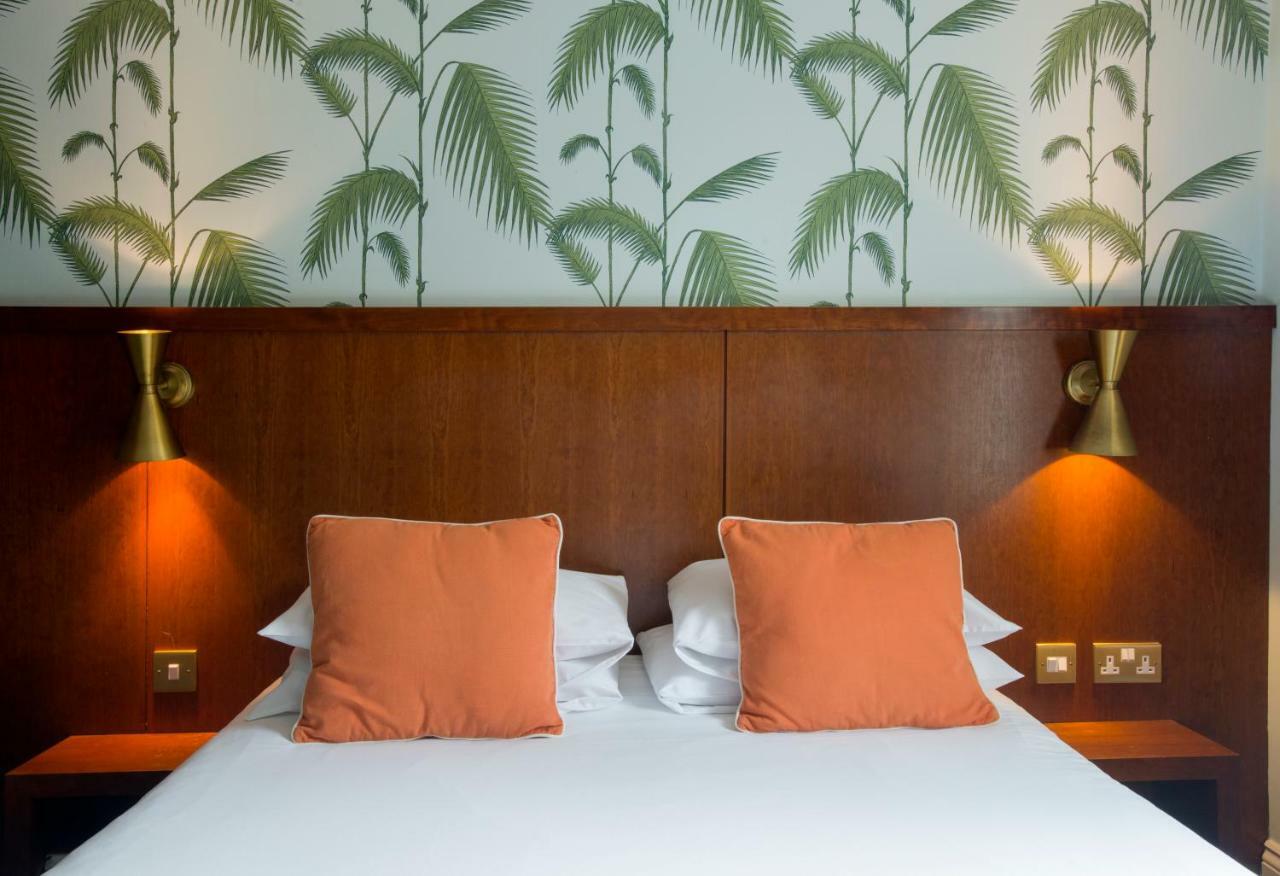 7Hotel Diner Halstead  Екстериор снимка